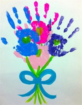 19 Super Mothers Day Crafts For Kids 