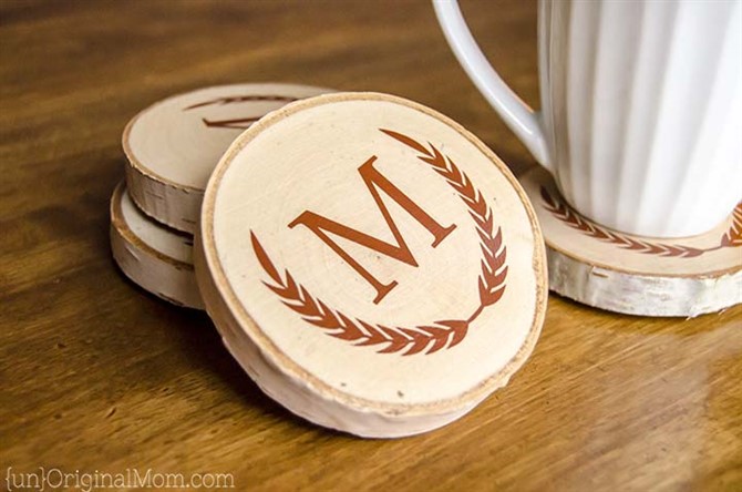 Christmas Present Ideas 2017 - Wood Slice Coasters