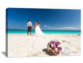 Photo to canvas gifts wedding photo